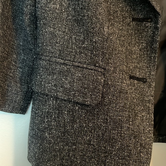 Tweed jacket - Picture 4 of 9